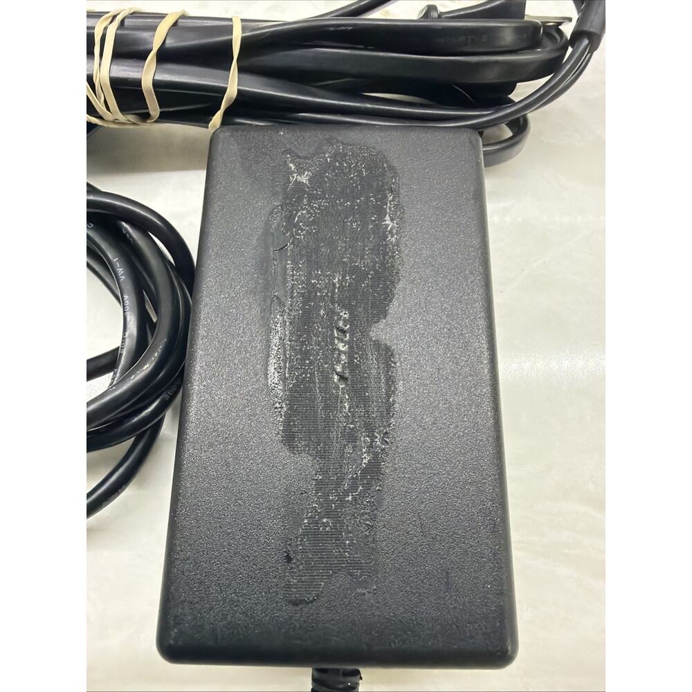 Genuine Bose Power Supply PSM36W-208 - Sound Dock Series - Square 4 Pin Tip - Picture 3 of 4